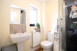 En-suite- click for photo gallery